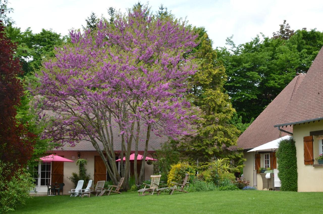 Le Clos Fleuri Bed and Breakfast Ζιβερνί Εξωτερικό φωτογραφία